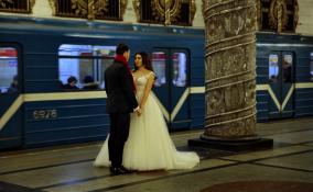 В последнюю красивую дату декабря в Ленобласти оформят отношения 28 пар
