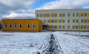 В Малом Карлино введена в эксплуатацию новая школа на 450 мест