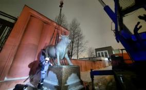 Скульптуры бронзовых быков демонтируют с Московского шоссе - они отправятся на реставрацию
