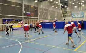 В гатчинском спорткомплексе "Арена" начался турнир по волейболу памяти Станислава Богданова