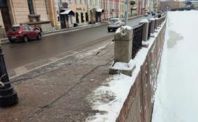 Мостотрест установил причины исчезновения ограждения на Фонтанке в Петербурге