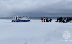 Ми-8 вылетел для спасения 50-ти рыбаков в Финском заливе