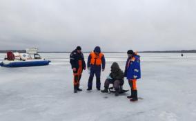 Сотрудники аварийно-спасательной службы провели спецрейды на водных объектах Ленобласти