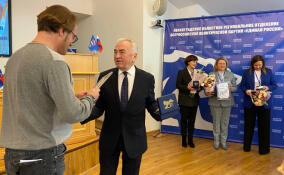 Журналистов ЛенТВ24 наградили за освещение событий на Донбассе