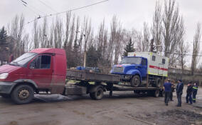 Ленобласть доставила в Енакиево автомобиль для устранения сходов трамваев с рельсов