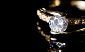 В деревне Лупполово из частного дома вынесли драгоценности на полмиллиона