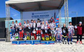 Александр Дрозденко вручил награды победителям и призерам Кубка России по горнолыжному спорту-2023