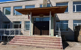 Гостинопольскую школу в Волховском районе обновят к 1 сентября