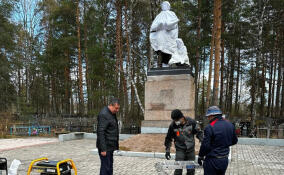 Ко Дню Победы на воинском захоронении Приозерска к открытию готовят обновленный памятник