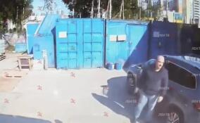 Видео: неизвестный расстрелял бизнесмена у стройплощадки в Петербурге