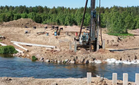 Строительство нового моста через Оредеж в деревне Клетно завершится к концу 2023 года