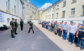 Тридцать три жителя Ленинградской области пополнили ряды Вооруженных Сил РФ