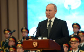 Путин поздравил российских десантников с Днём ВДВ