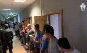 Более 100 мигрантов задержали во Всеволожском районе во время полицейских рейдов