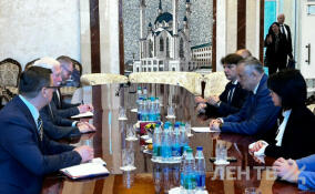 Александр Дрозденко встретился с послом России в Белоруссии Борисом Грызловым