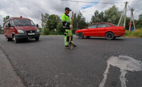 Специалисты проверят состояние дороги на Романовку в Гатчинском районе