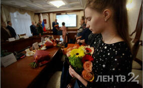 Фоторепортаж ЛенТВ24: Александр Дрозденко встретился с семьями погибших в ходе СВО