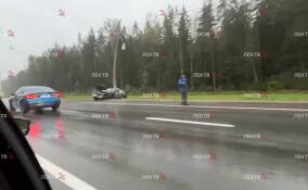 На «Скандинавии» иномарка улетела в столб – видео ЛенТВ24