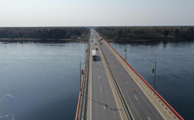 Развод мостов через реки Нева и Свирь остановит движение на трассе «Кола»