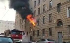 Пожар вспыхнул в отделе дознания полиции в Петербурге