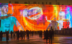 Зрелищное световое шоу пройдет 9 и 10 декабря на Дворцовой площади