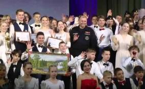 «Вальсирующие искорки»: бал юных пожарных прошел в Кировске