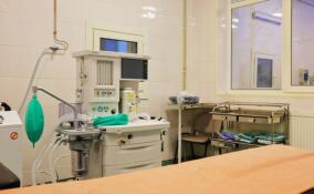 В операционные блоки больниц Ленобласти поступили наркозно-дыхательные аппараты
