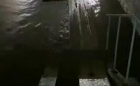 Прокуратура начала проверку из-за затопления подземного перехода у станции Мельничный Ручей