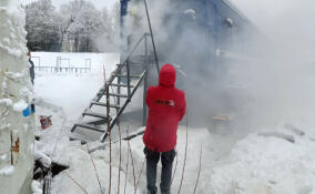 Работники ЛенТВ24 побывали в роли пожарных