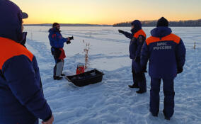 Сотрудники МЧС прервали нелегальные соревнования по рыбалке на озере Мичуринское