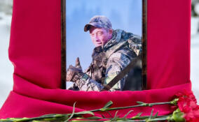В Тихвине похоронили погибшего на СВО разведчика-пулеметчика Алексея Калиненкова