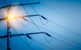 Свыше 2,7 тыс. км линий электропередачи отремонтируют в Ленобласти в 2024 году
