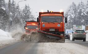 В Ленинградской области работают свыше 5 тысяч дорожников, коммунальщиков и дворников