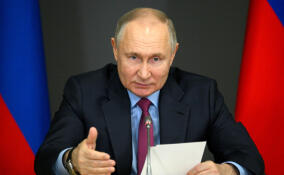 ЛенТВ24 покажет послание президента Путина Федеральному собранию