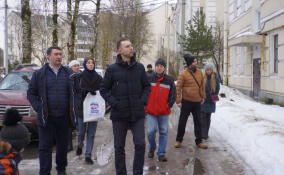 В восьми районах Ленобласти прошли встречи с жителями по вопросам ЖКХ