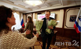 Александр Дрозденко тепло поздравил жительниц Ленобласти с Международным женским днем