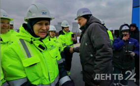 Фоторепортаж ЛенТВ24: Владимир Путин и Александр Дрозденко дали старт заливке бетона в здание 7-го энергоблока Ленинградской АЭС