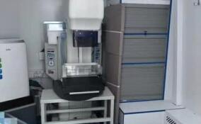 Выборгскую больницу оснастили мобильным медкомплексом с флюорографом и маммографом