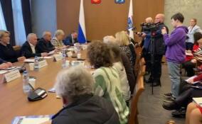 Депутаты ЗакСа Ленобласти встретились с журналистами региона
