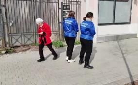 Ко Дню Победы жителям Ленобласти раздадут 20 тысяч георгиевских лент