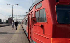 Туристический вагон из Петербурга в Гатчину откроет сезон 5 мая