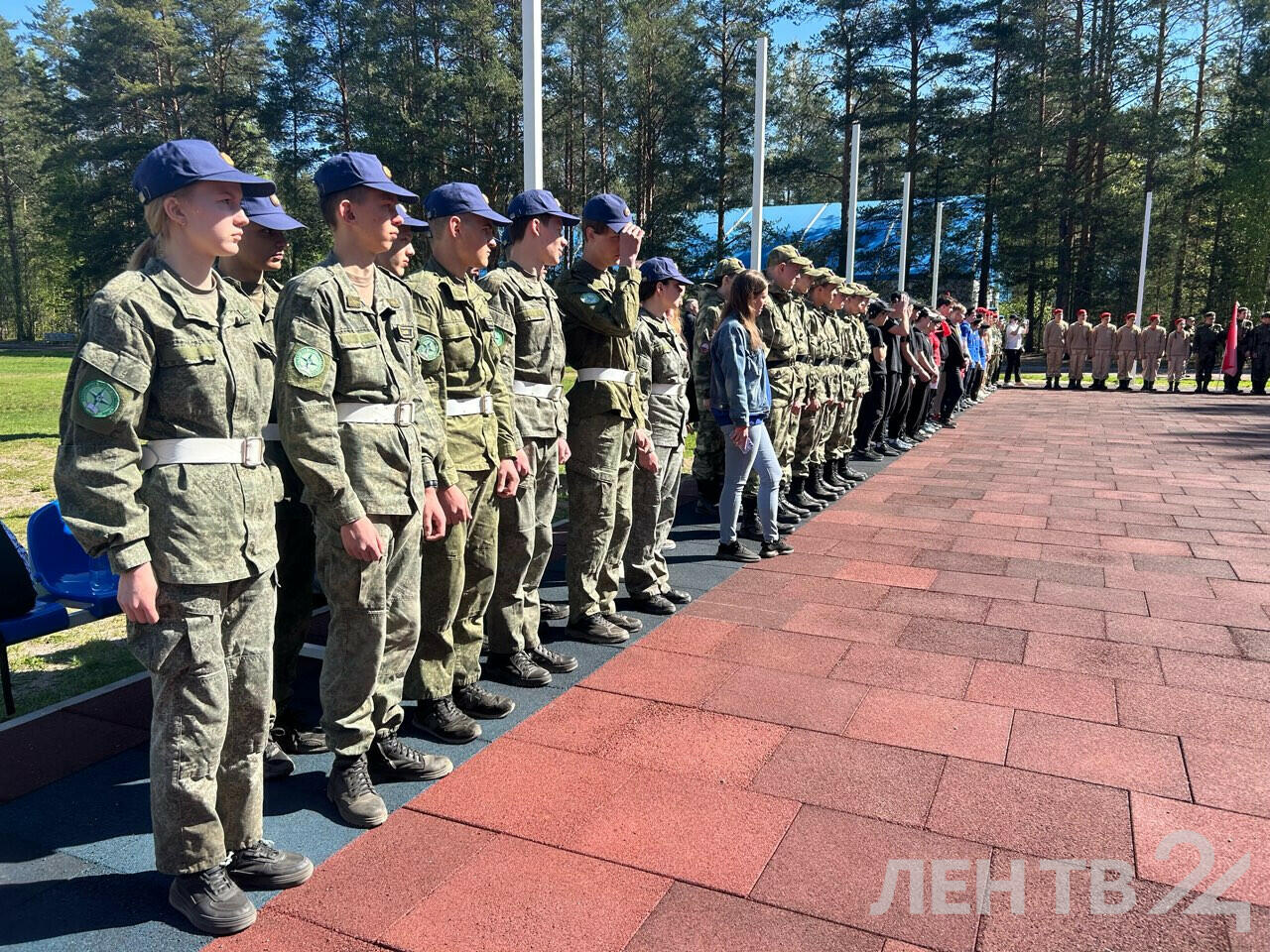 В Вырице проходит большой спортивный фестиваль