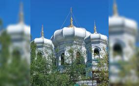 В Гатчине завершилась реставрация куполов Павловского собора