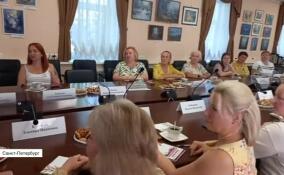 В Доме дружбы Ленобласти говорили о помощи и поддержке бойцам СВО