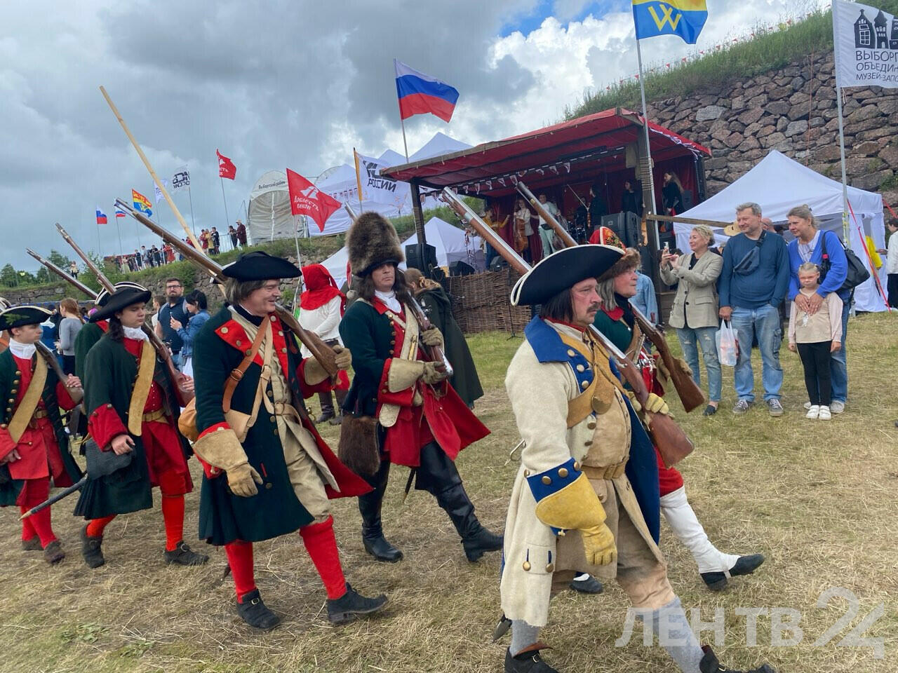 В Выборге проходит исторический фестиваль «Выборгский рубеж»