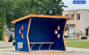 В Приозерском районе появилась антивандальная остановка