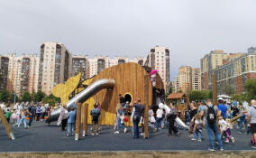 В парке «Оккервиль» появились «Кит» и «Сырный буксир»