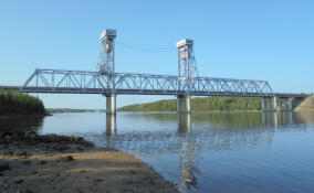 На трассе «Кола» 8 ноября разведут мост через Свирь