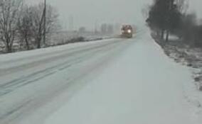 В новогоднюю ночь дорожники работали в Ленобласти круглосуточно