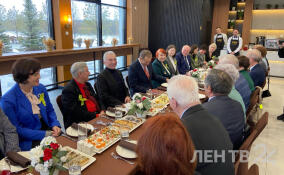 Глава Ленобласти встретился с председателями общественных ветеранских организаций